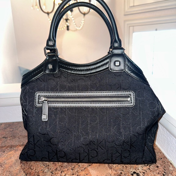 Calvin Klein canvas and leather satchel - Picture 2 of 8